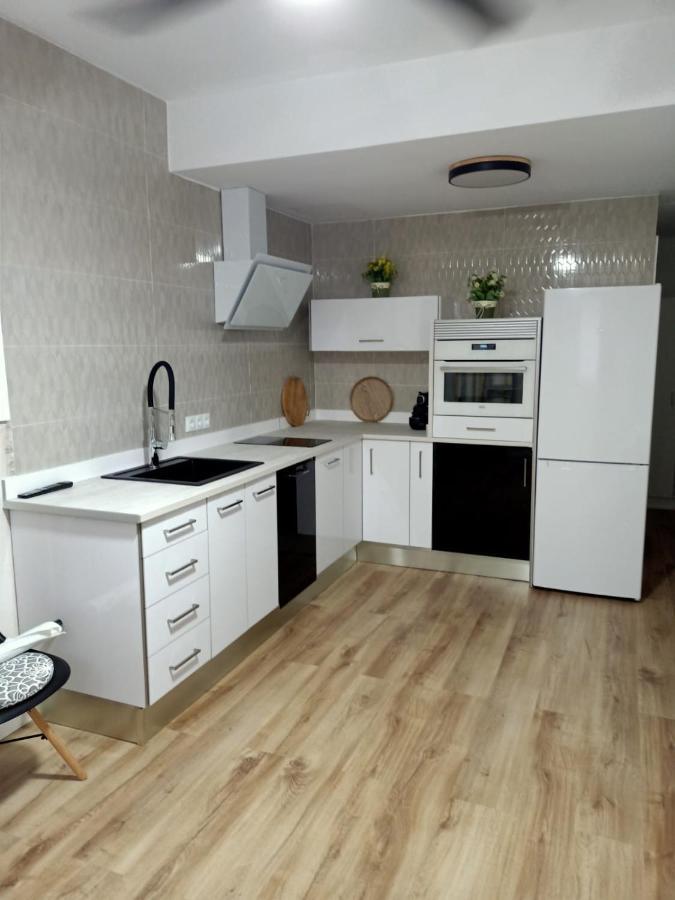 Angeles Home Ал-Бандрель Екстер'єр фото